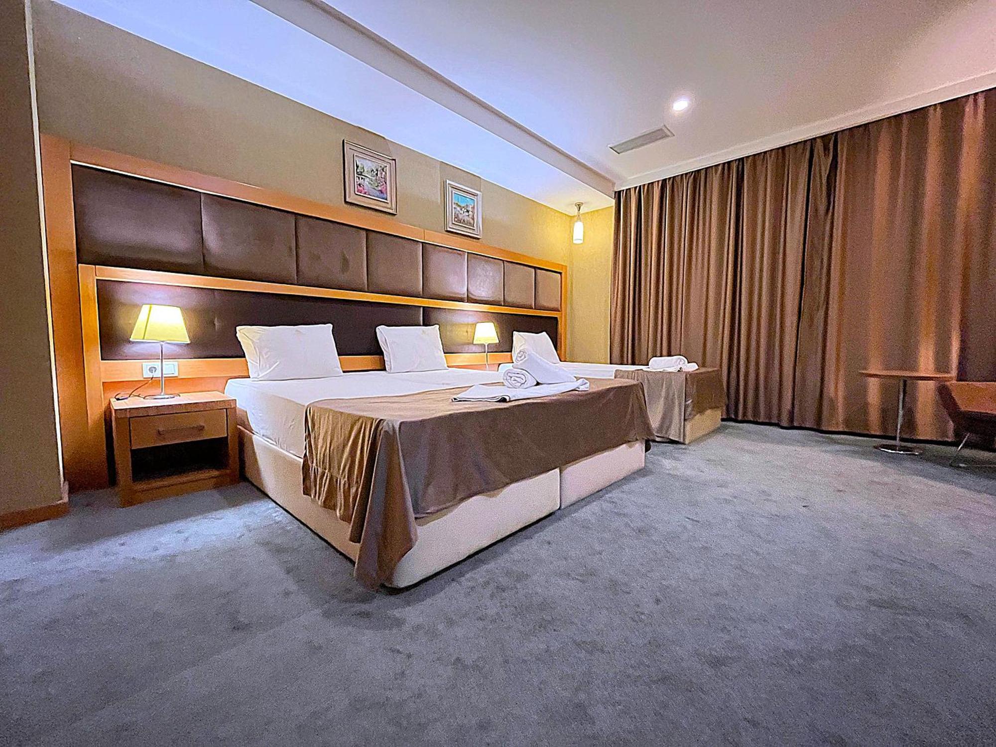 Gm City Hotel Bakú Habitación foto