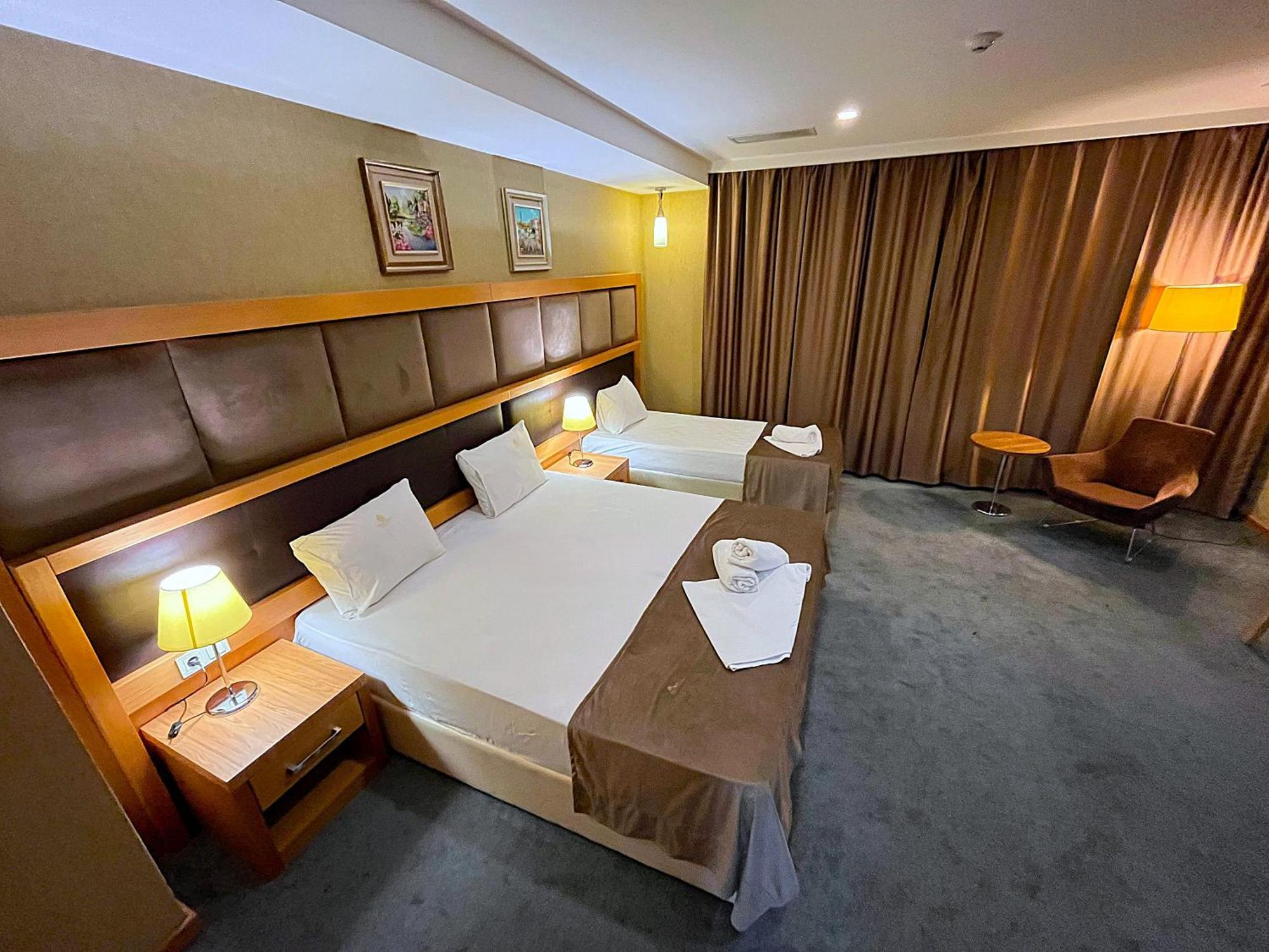 Gm City Hotel Bakú Habitación foto